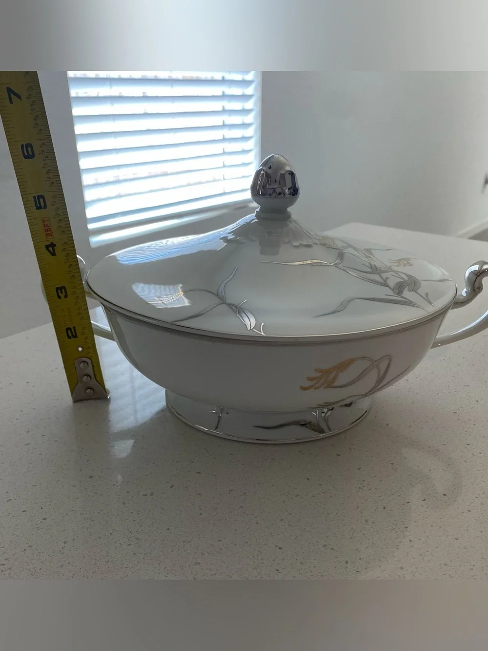 Fine China of Japan,  design Platinum Wheat
